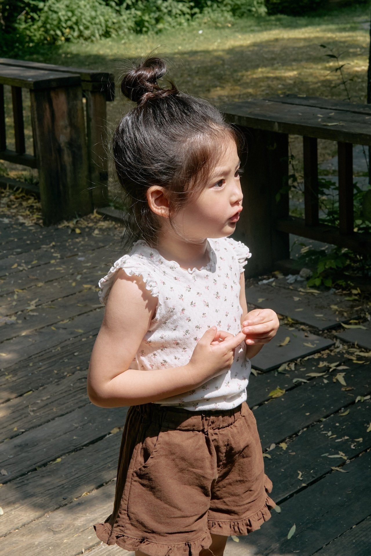 Linen Frill Shorts