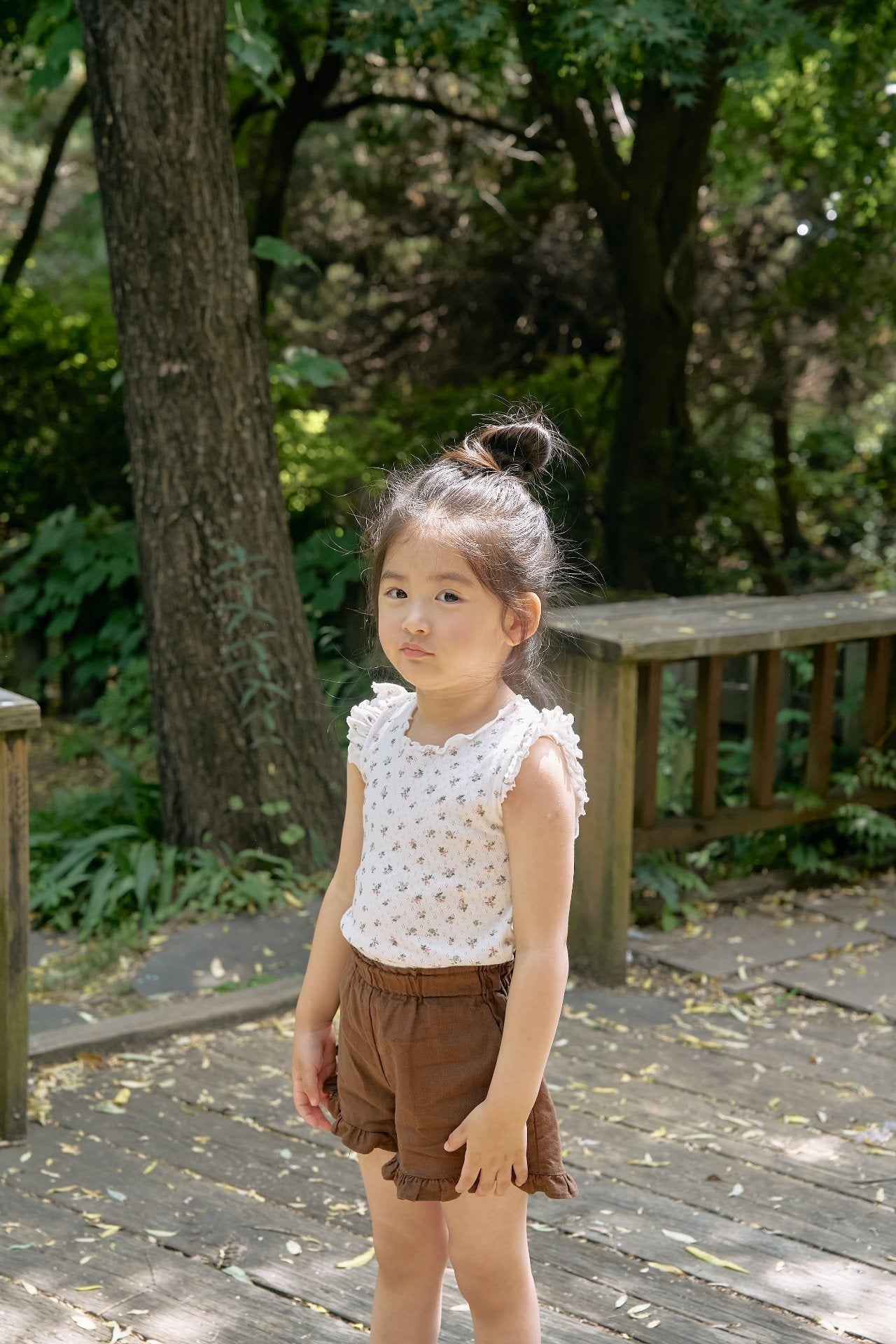 Linen Frill Shorts